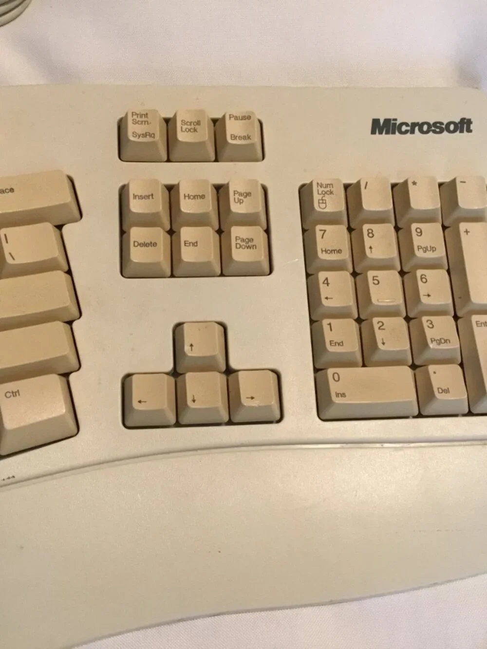 Vintage 1995 Microsoft Natural PS/2 Keyboard 59758 With Back Stand Works Tested